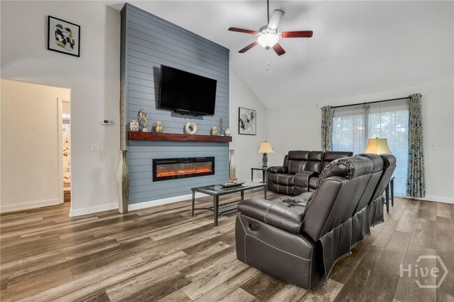Building Photo - 128 Fontenot Dr