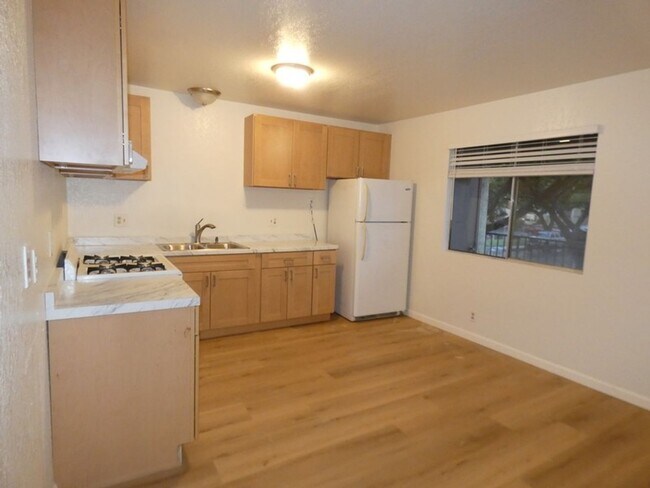 Foto del edificio - One Bedroom Apartment in Santa Maria