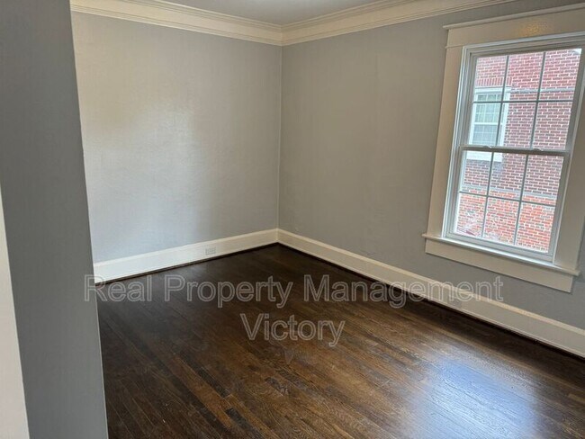Foto del edificio - 910 7th St. W