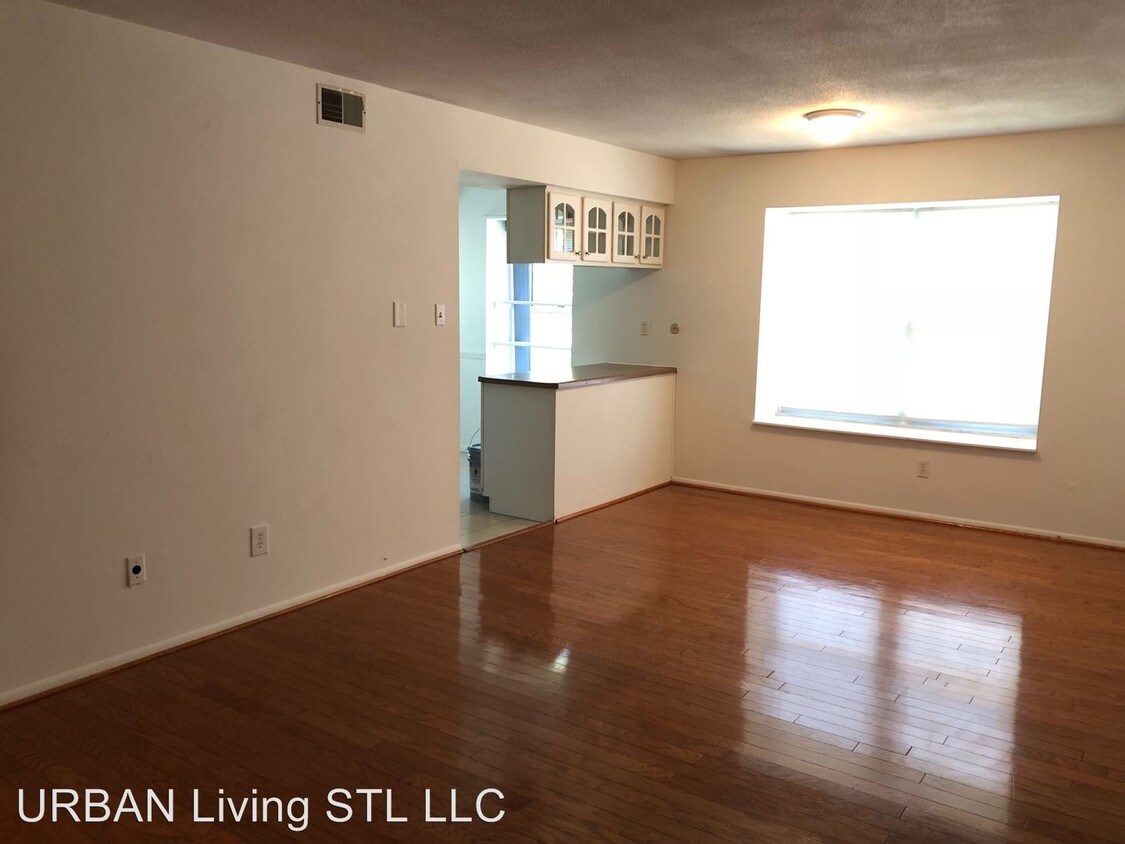 Primary Photo - 1721 Herault Pl