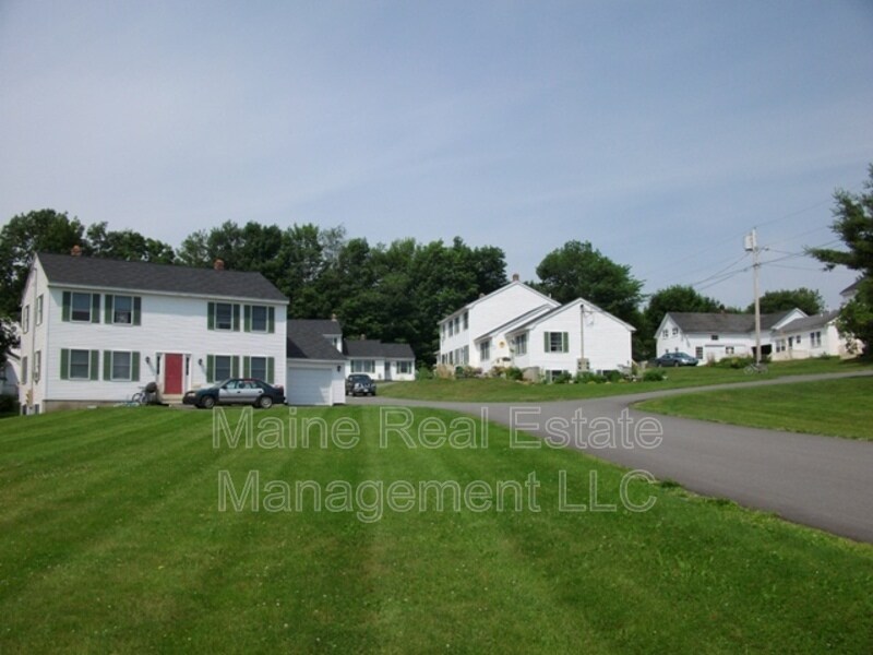 114 Main Rd N, Hampden, ME 04444 Condo for Rent in Hampden, ME