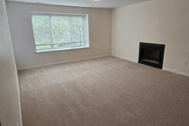 Foto del edificio - 4711B Dunbarton Rd