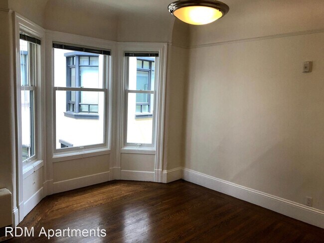 Building Photo - 1515 Greenwich St