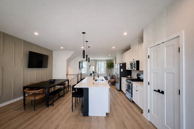 Foto del edificio - 134 Smt Pt Blvd