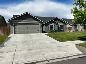 Building Photo - 1626 Filmore Dr
