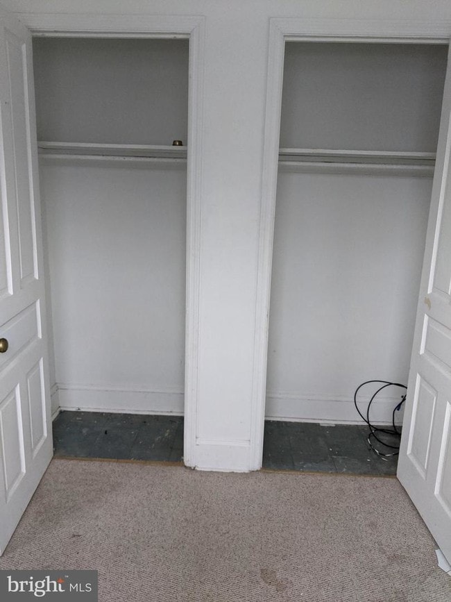 Building Photo - 424 S Matlack St