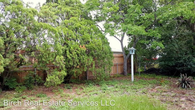 Building Photo - 1246 Chelsea Ln