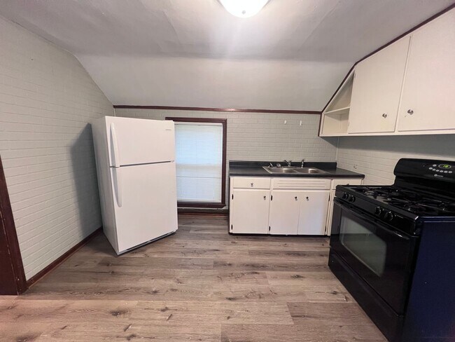Foto del edificio - Three Bedroom on the NE Side of GR!
