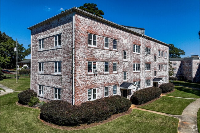 Apartamentos Raleigh - Wedgwood Apartments