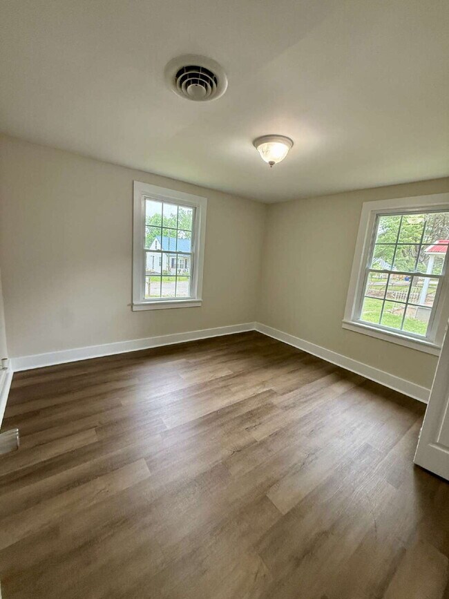 Foto del edificio - 3 Bedroom / 1 Bathroom Home in Russellville