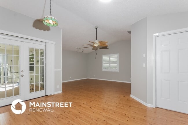 Foto del edificio - 6846 SE Raintree Ave