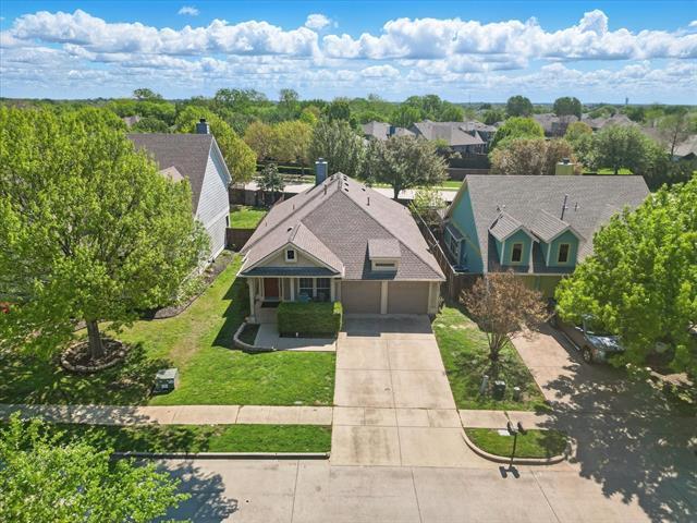 Foto del edificio - 909 Whisper Ln