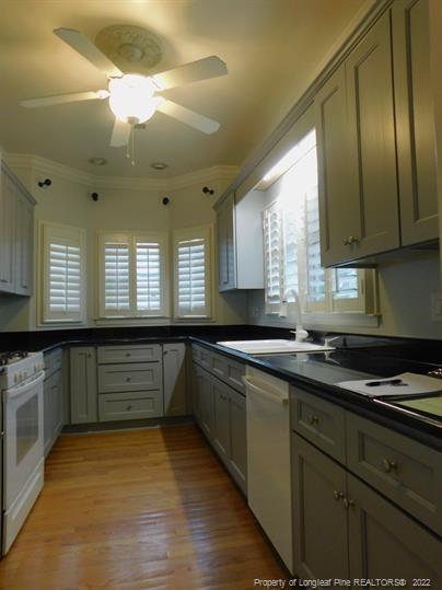 Primary Photo - 705 Marketview Ct