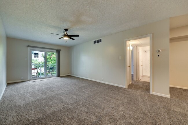 Photo - 2601 Bellefontaine St Apartment