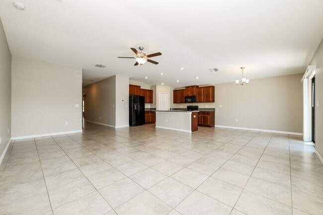 Building Photo - 12623 Lemon Pepper Dr