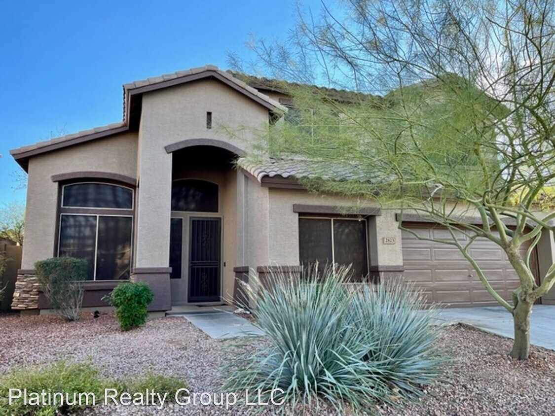 2823 W Wayne Ln, New River, AZ 85086 House Rental in New River, AZ