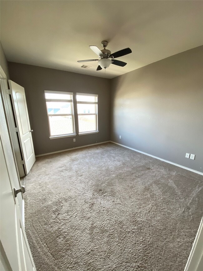 Building Photo - 16938 Makanda Dr