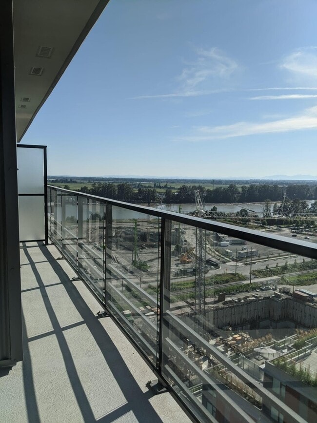 Building Photo - 8533 River District Cross