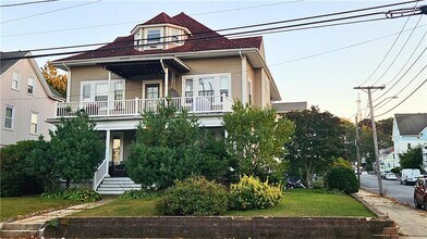 Building Photo - 309 Carrington Ave