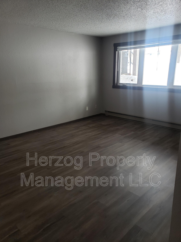 Foto principal - 310 Kenwood Dr