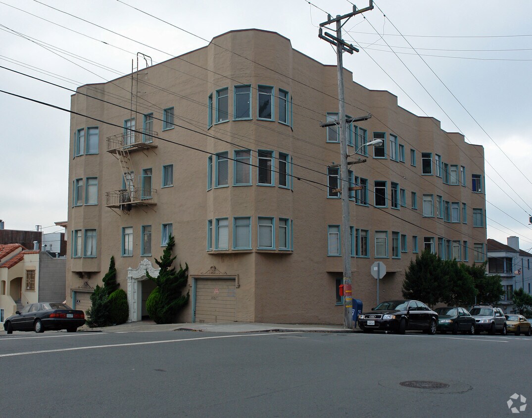 Primary Photo - 401 43rd Ave