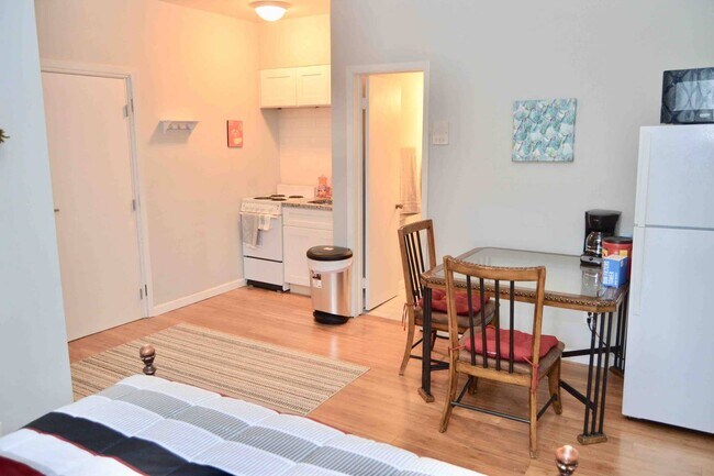 Foto del edificio - 18 Buttles Ave