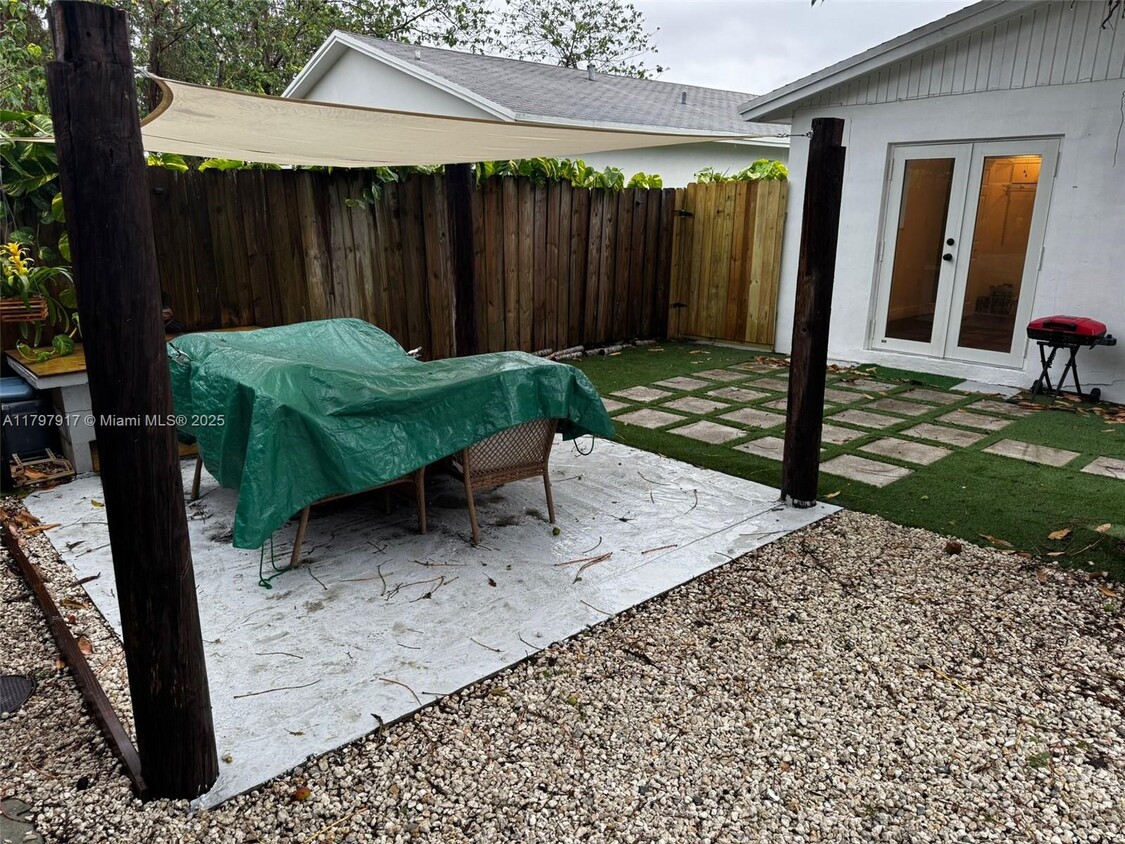 Foto principal - 2038 SW 57th Ct