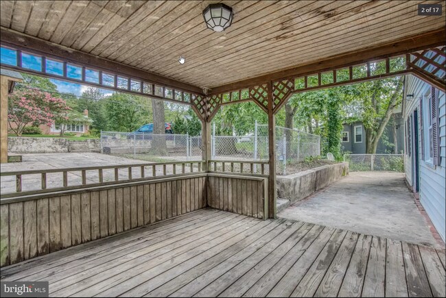 Foto del edificio - 7909 Pulaski Hwy