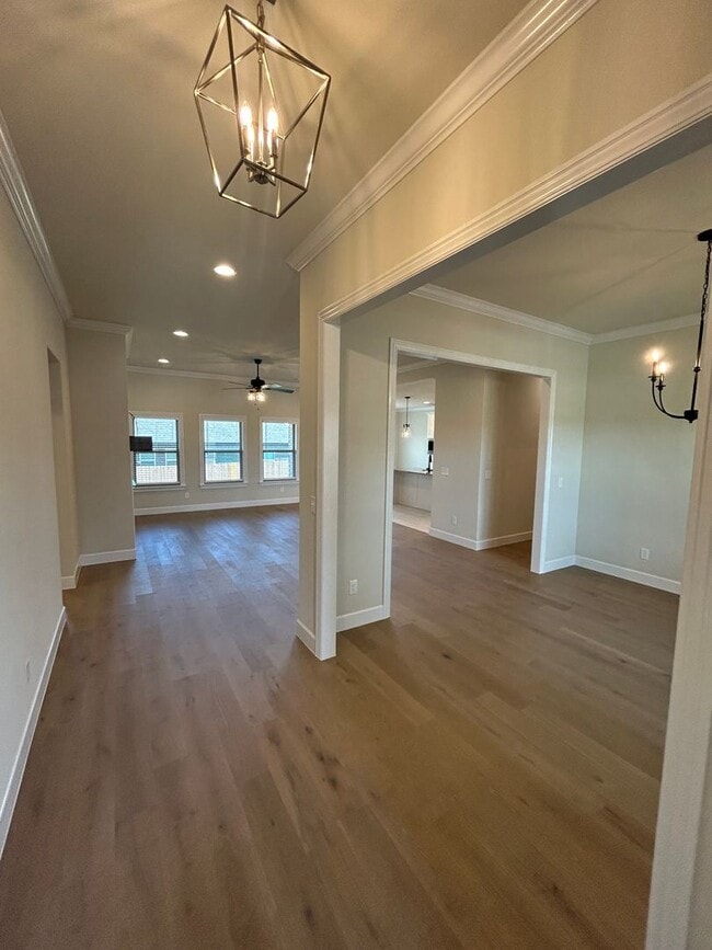 Building Photo - Beautiful Bentonville Home! 4 Bedrooms, 2....