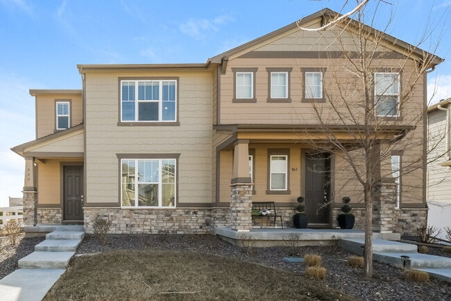 Building Photo - 849 Tarragon Rd