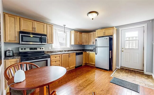 Photo du bâtiment - 17 Emerald Creek Dr