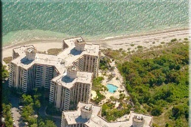 Building - 1121 Crandon Blvd