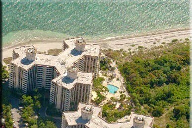 Edificio - 1121 Crandon Blvd