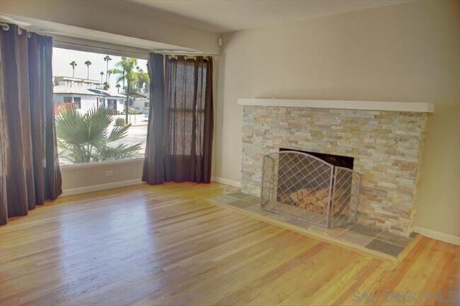 Building Photo - Stunning single-story corner lot home within walking distance of SDSU.
