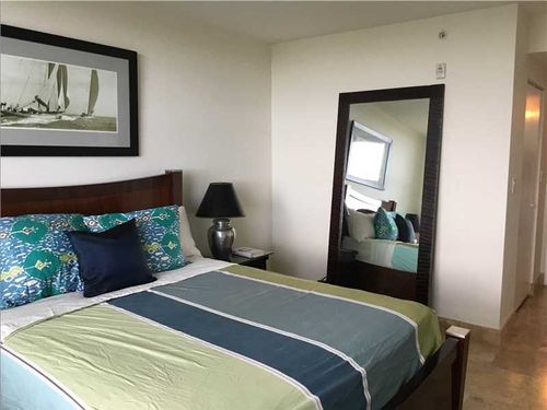 Foto del edificio - 1555 N Treasure Dr