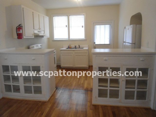 Foto del edificio - 3501 Wilmot Ave