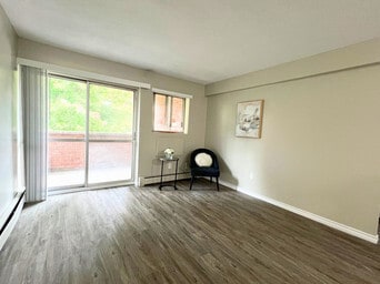 Building Photo - Woodland Trail Apartments