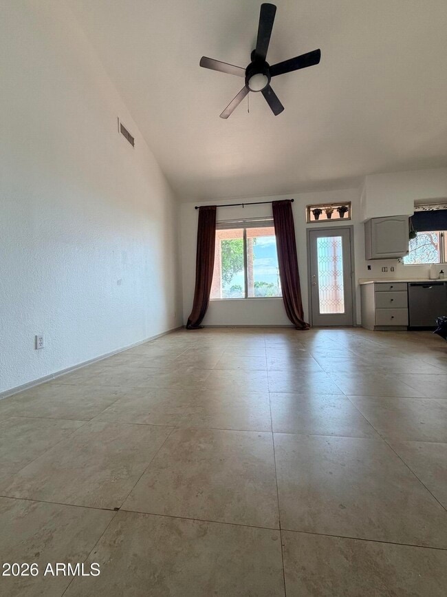 Building Photo - 5215 W Tonopah Dr
