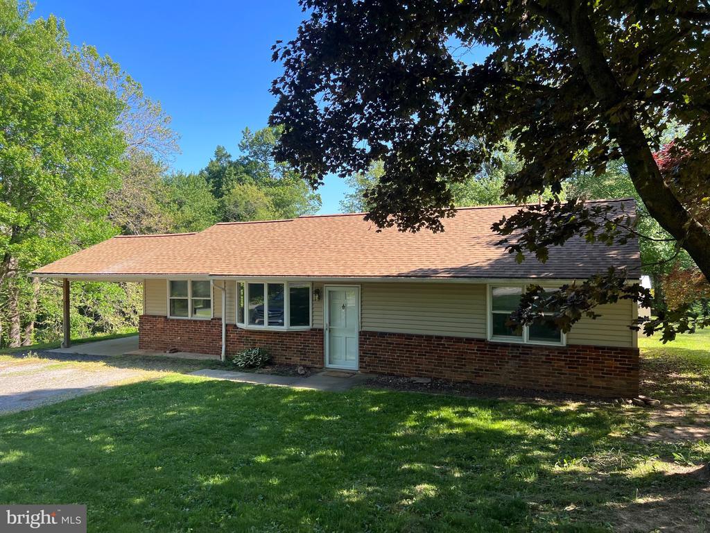 Foto principal - 3081 Horseshoe Trail