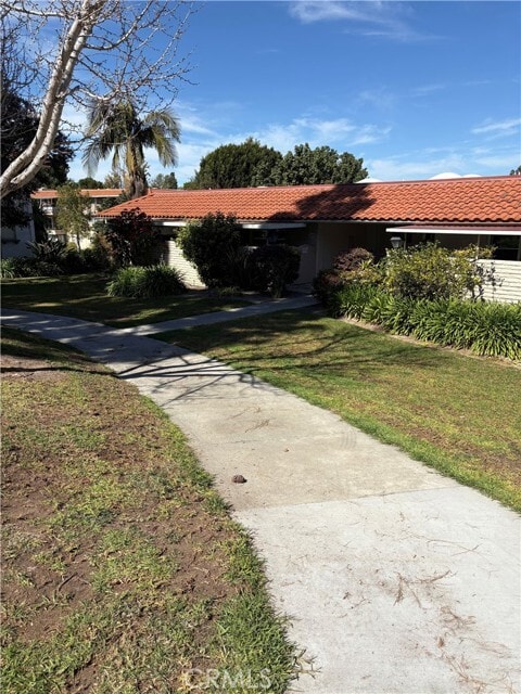 Building Photo - 2278 Via Mariposa W