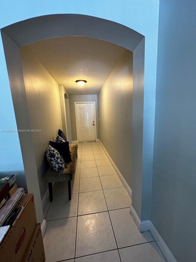 Foto del edificio - 16471 SW 47th Terrace