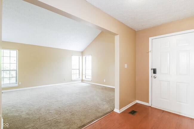 Building Photo - 6854 Scotia Ct