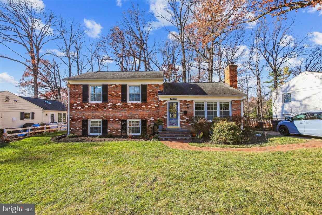 Primary Photo - 7309 Pinecastle Rd