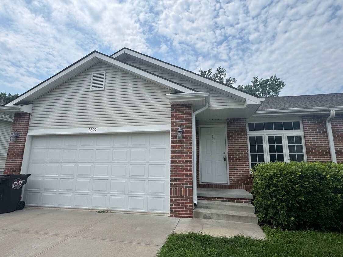 Foto principal - 2605 NW 52nd St