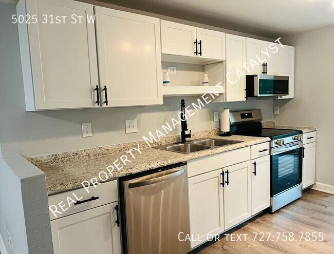 Foto del edificio - 5025 31st St W