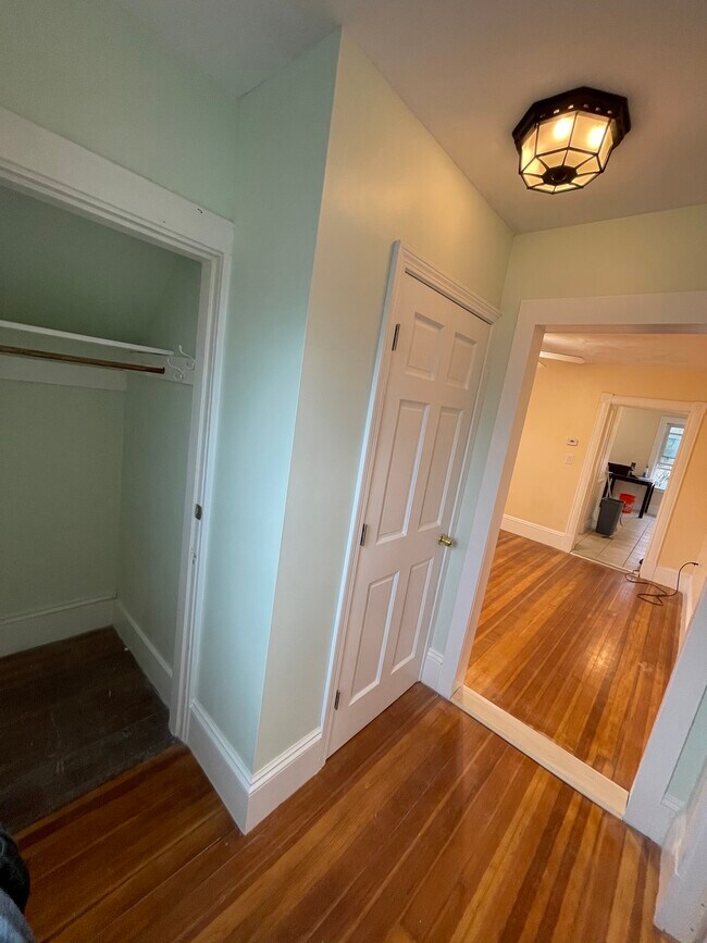 31 Walter St Unit 3, Lynn, MA 01902 Apartments in Lynn, MA