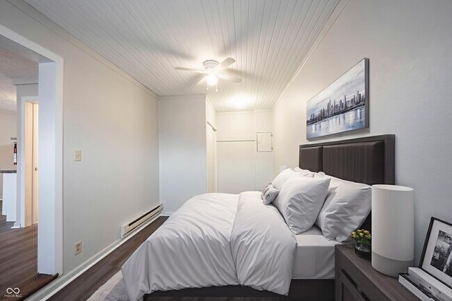 Foto del edificio - 2142 W US Hwy 40