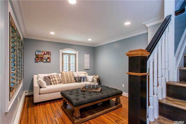 Building Photo - 55 Emmetts Ln