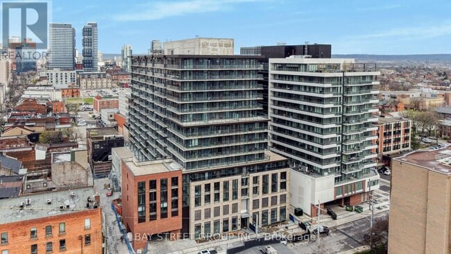 Photo du bâtiment - 1 Jarvis St