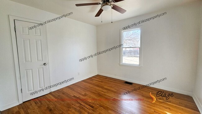 Building Photo - Beautiful 3/1 in Westlawn